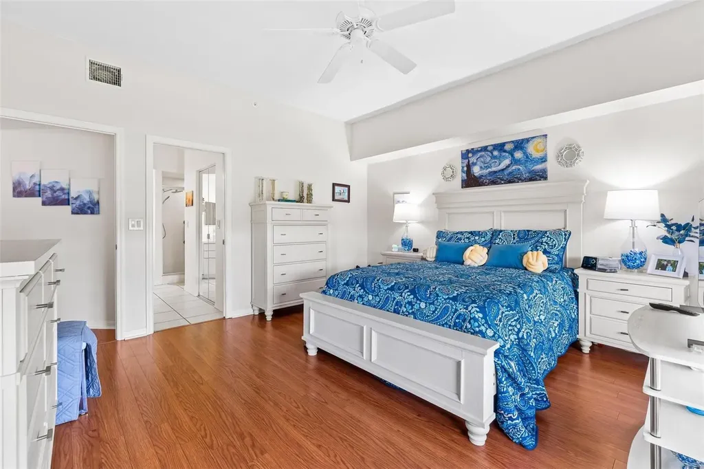 6555 99th Way N St Petersburg FL 33708