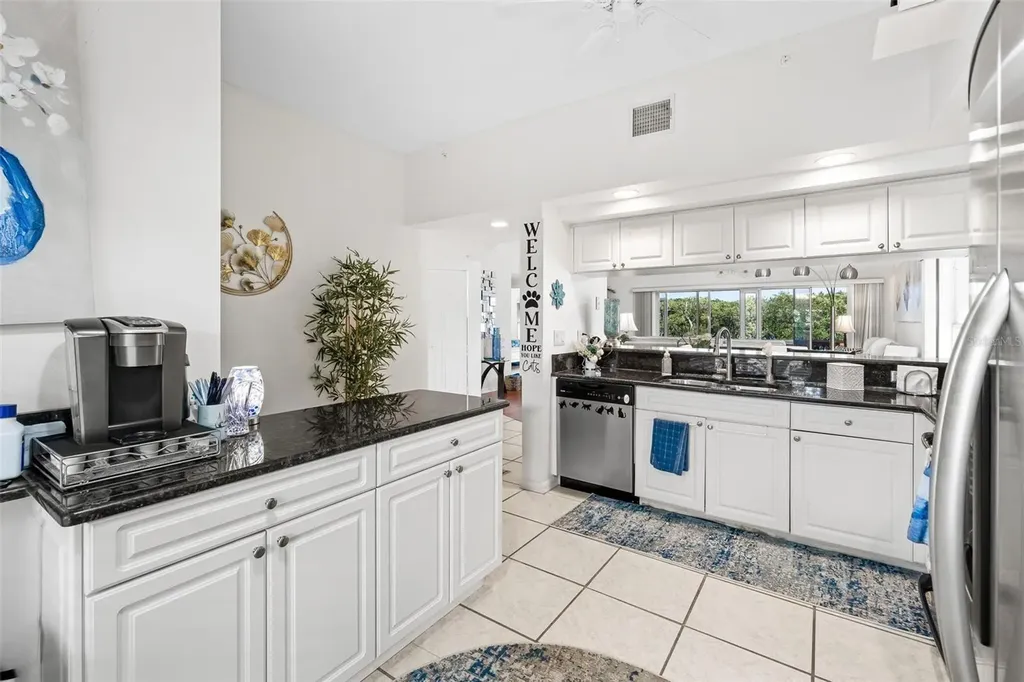 6555 99th Way N St Petersburg FL 33708