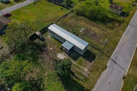 126 2nd Street Winter Haven FL 33880