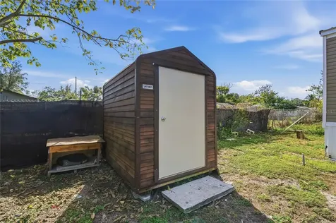 126 2nd Street Winter Haven FL 33880