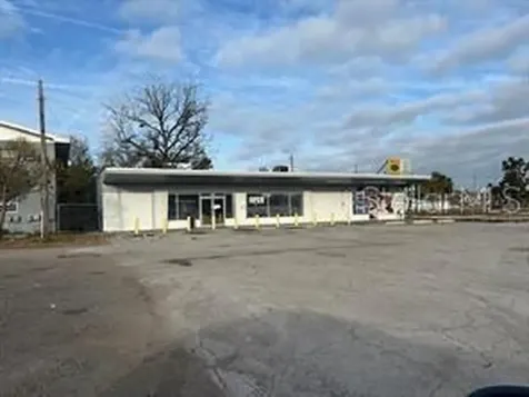 625 S Collins Street Plant City FL 33563