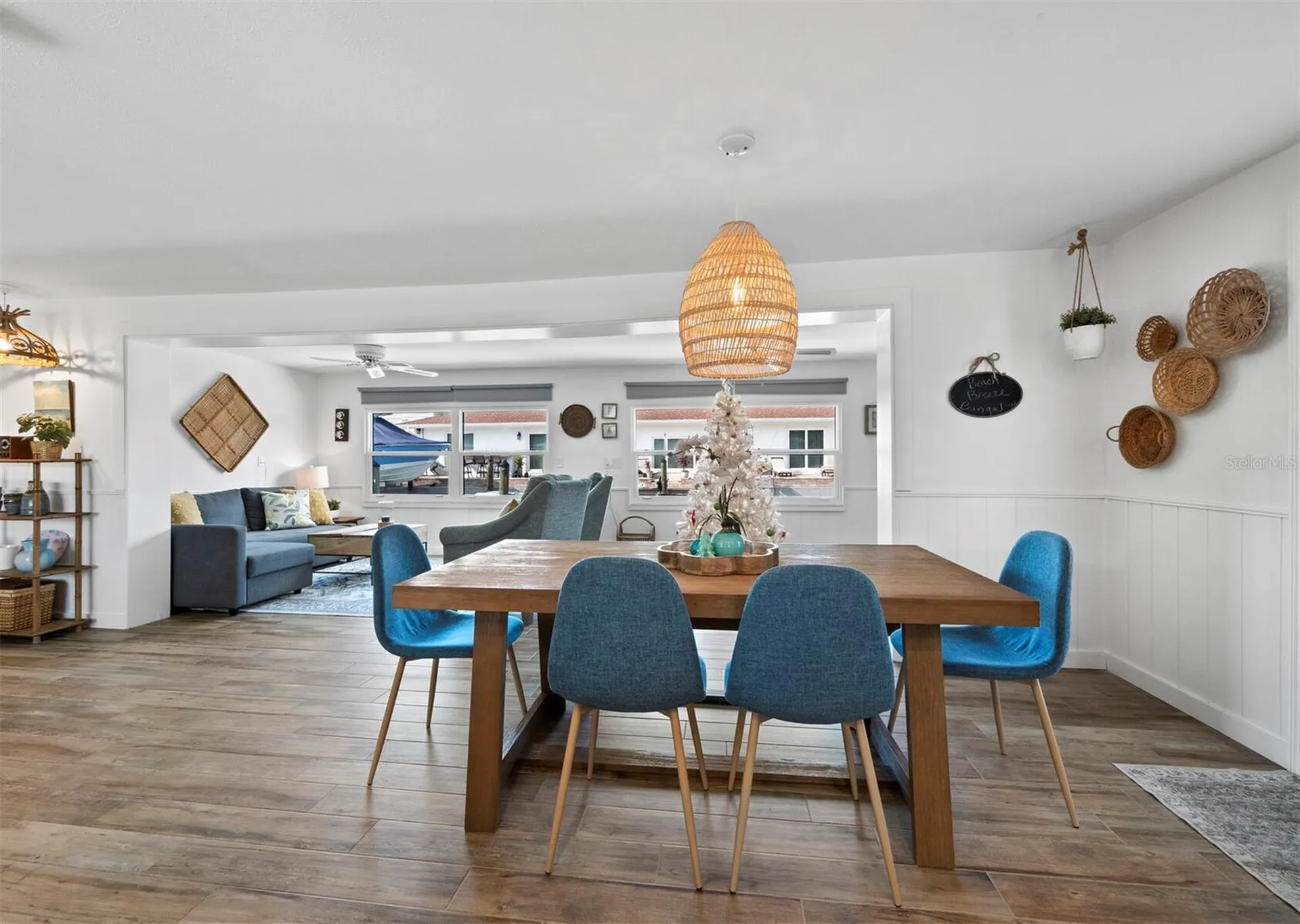 691 Tarawitt Drive Longboat Key FL 34228