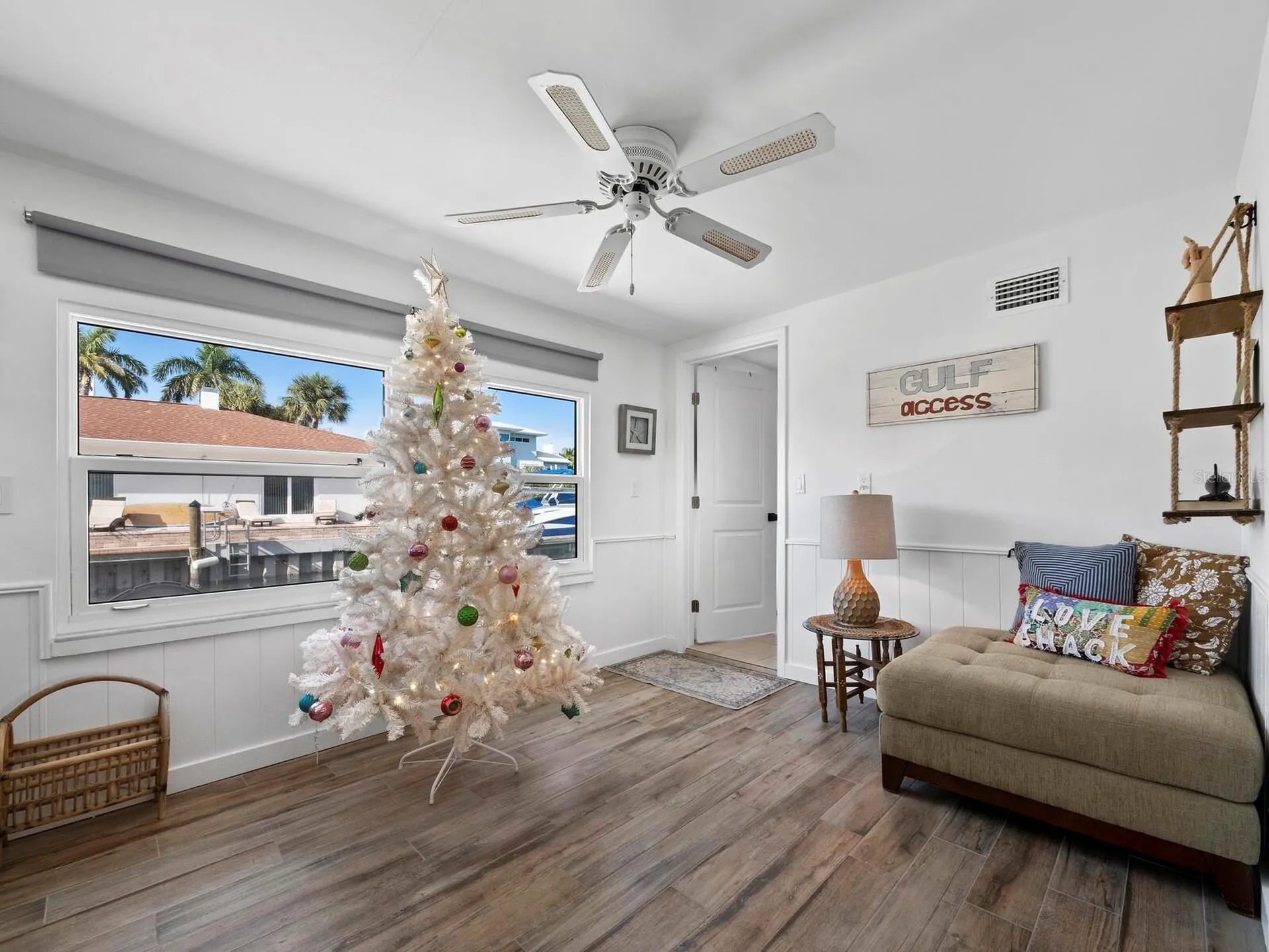 691 Tarawitt Drive Longboat Key FL 34228