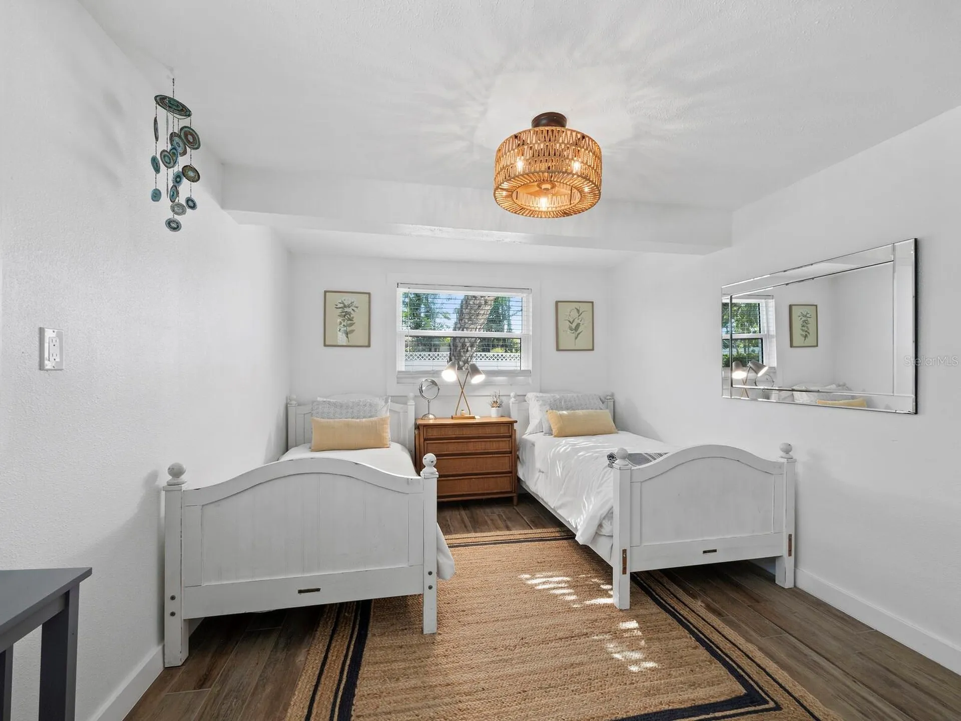 691 Tarawitt Drive Longboat Key FL 34228