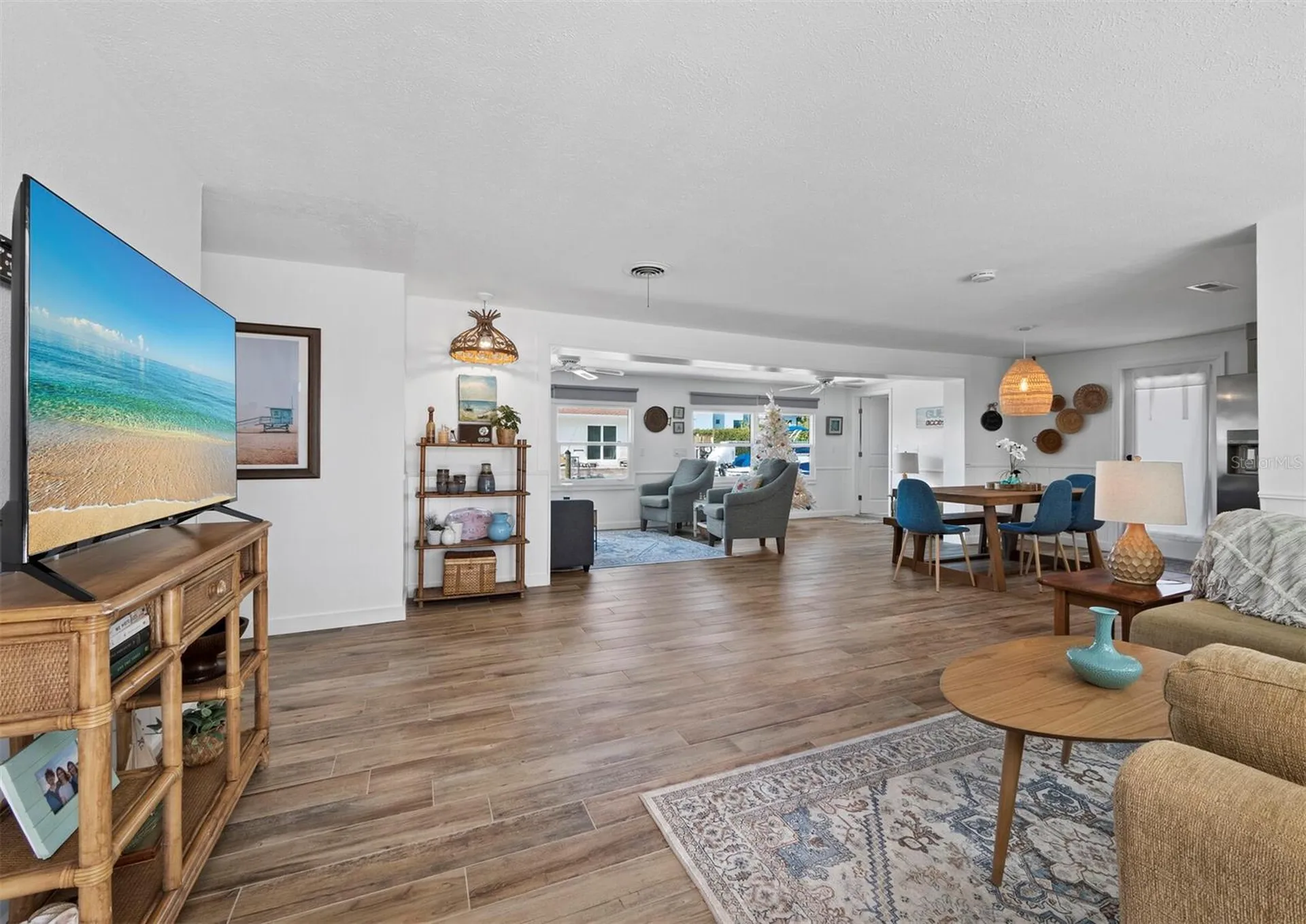 691 Tarawitt Drive Longboat Key FL 34228