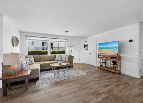 691 Tarawitt Drive Longboat Key FL 34228