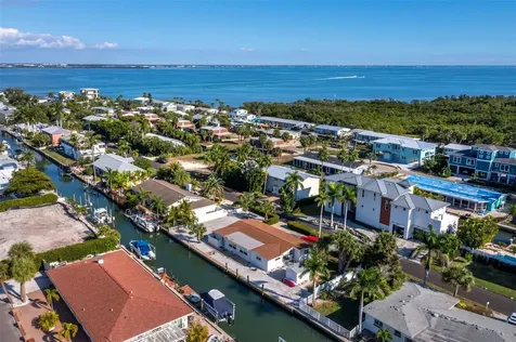 691 Tarawitt Drive Longboat Key FL 34228
