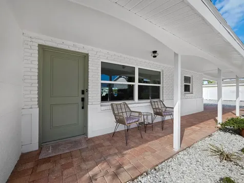 691 Tarawitt Drive Longboat Key FL 34228