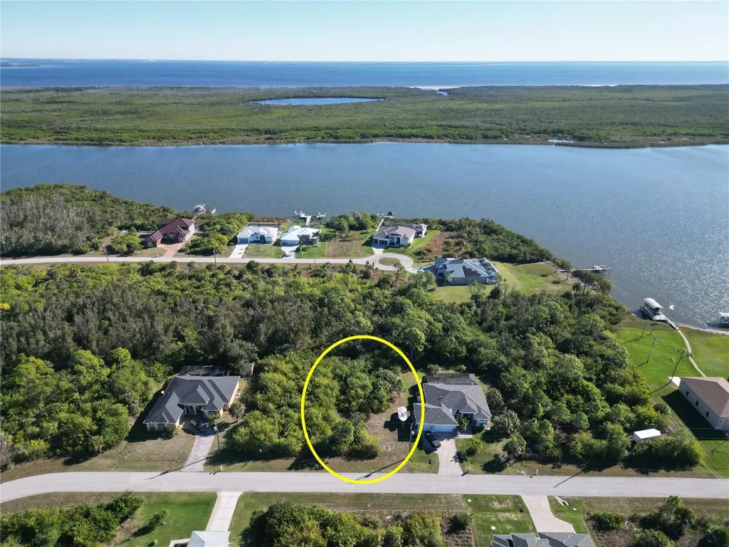 9558 Shelburne Circle Port Charlotte FL 33981