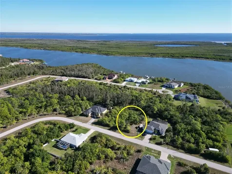 9558 Shelburne Circle Port Charlotte FL 33981