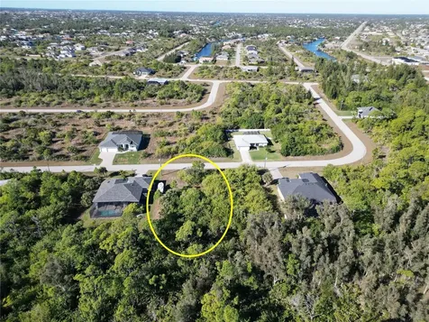 9558 Shelburne Circle Port Charlotte FL 33981