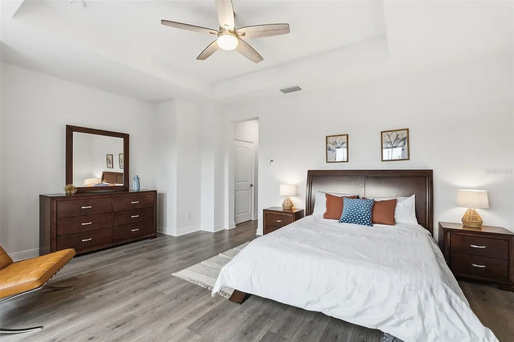 262 8th Street N St Petersburg FL 33701