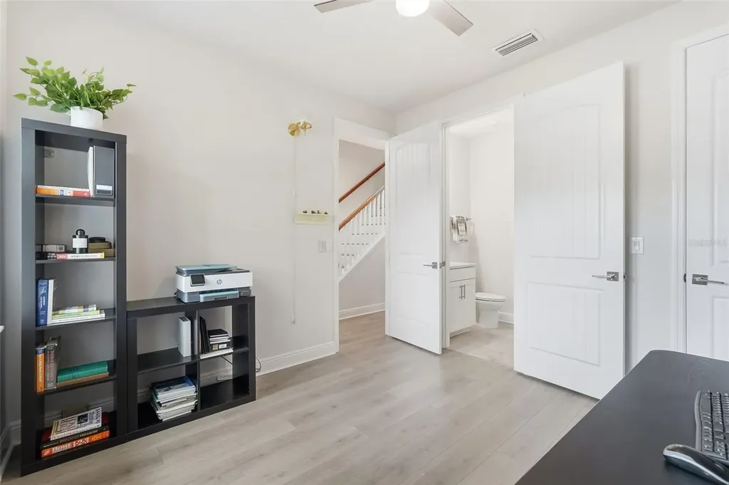 262 8th Street N St Petersburg FL 33701