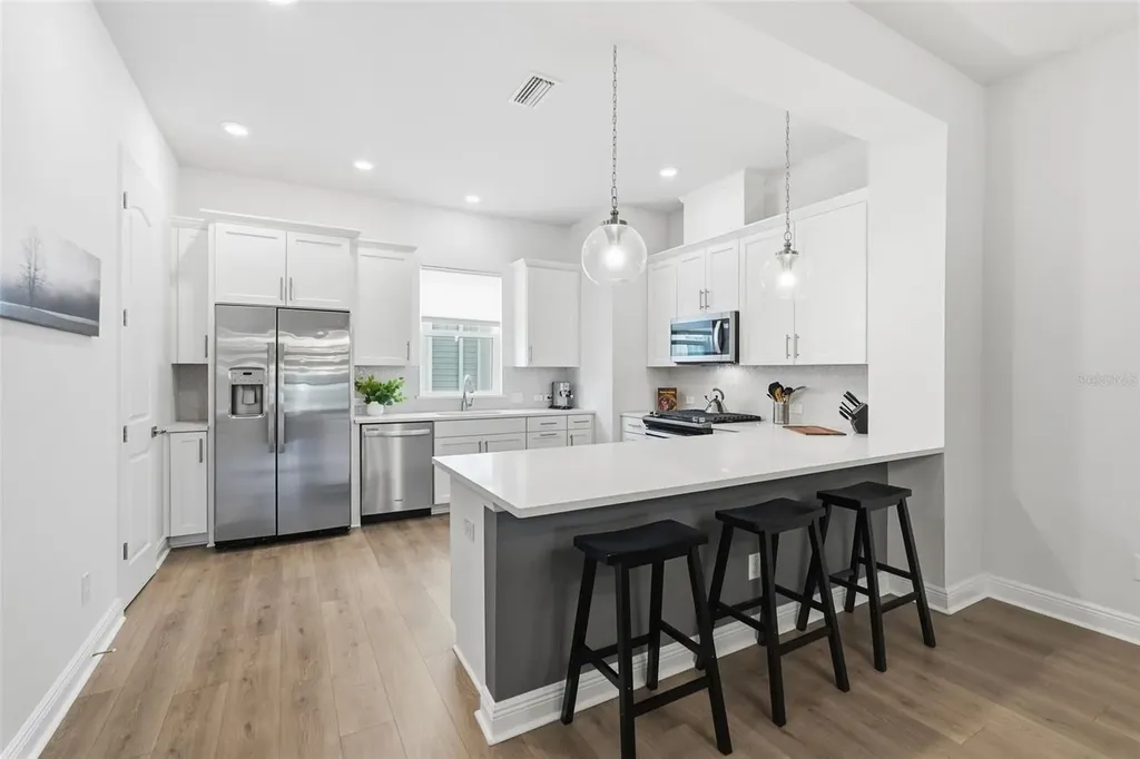 262 8th Street N St Petersburg FL 33701