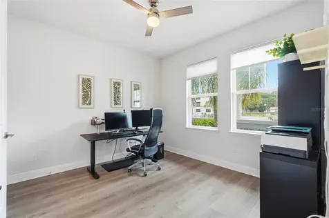 262 8th Street N St Petersburg FL 33701