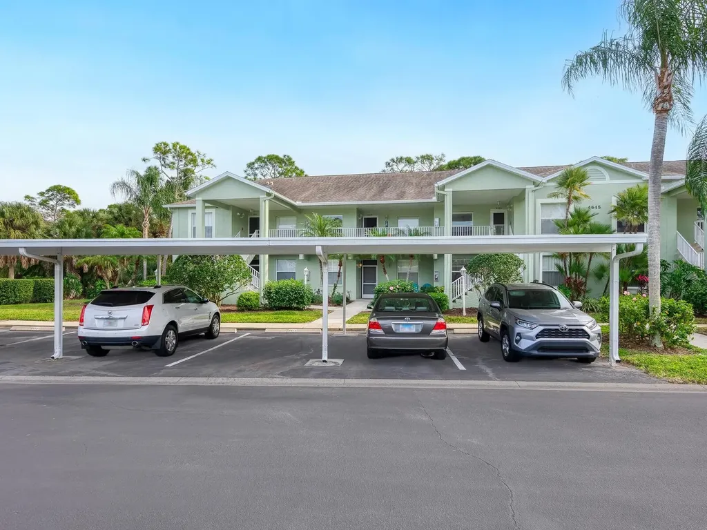 4645 Tower Hill Lane Sarasota FL 34238