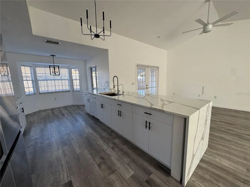 5295 Ashton Pines Lane Sarasota FL 34231