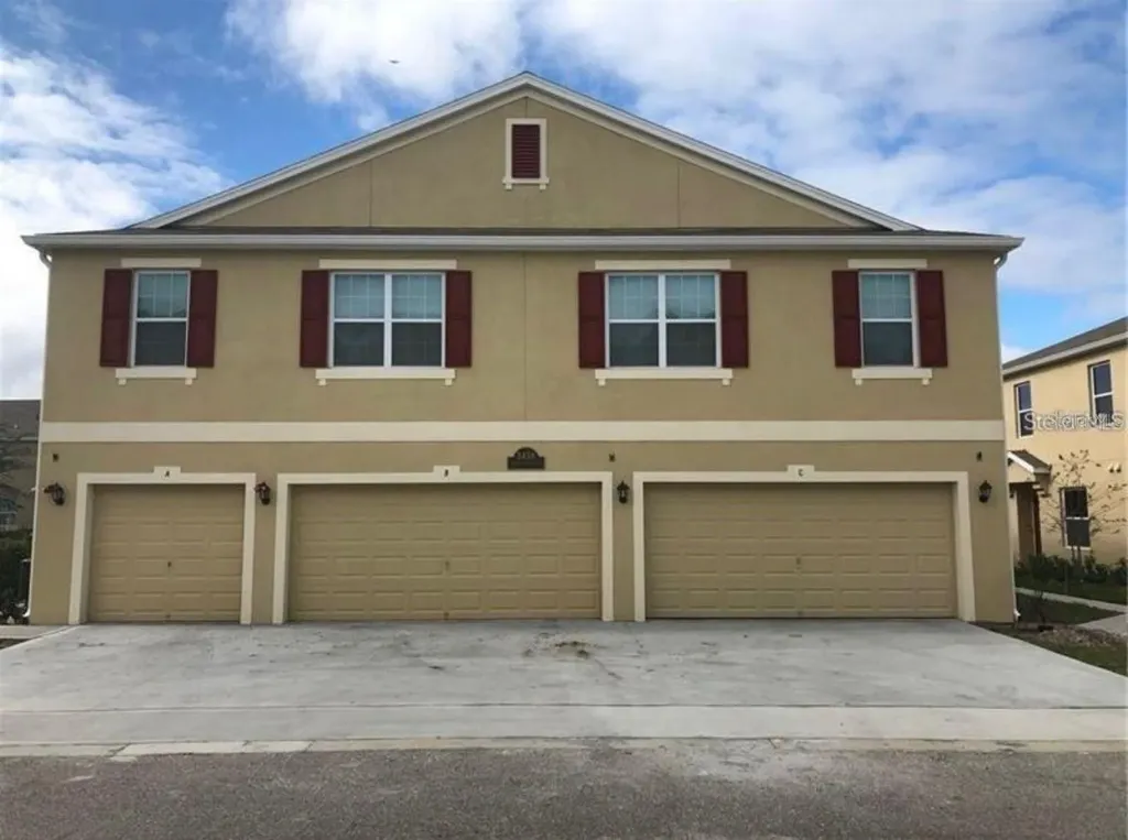 3740 Seneca Club Loop Orlando FL 32808