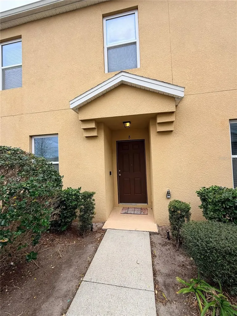 3740 Seneca Club Loop Orlando FL 32808
