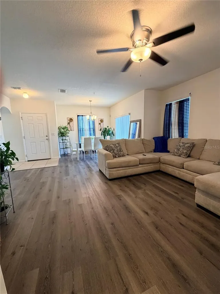 3740 Seneca Club Loop Orlando FL 32808