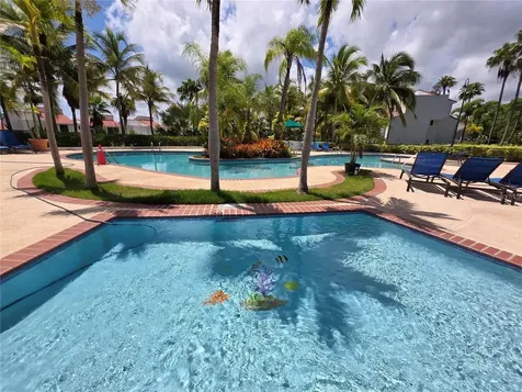 802 Rio Mar Village Rio Grande PR 00745