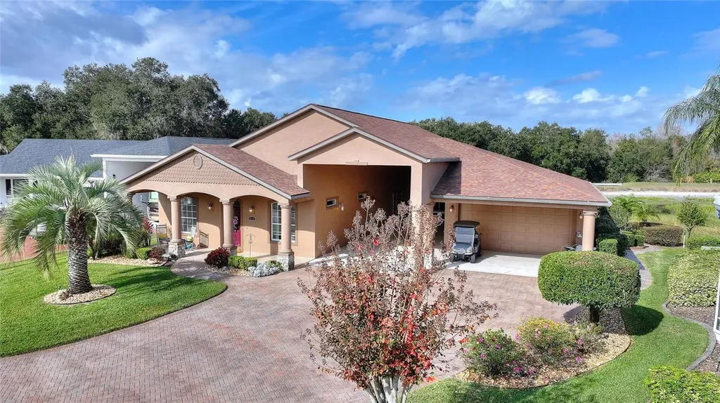 370 Meandering Way Polk City FL 33868