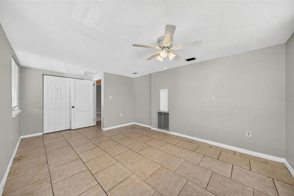 708 N Saint Clair Abrams Avenue Tavares FL 32778