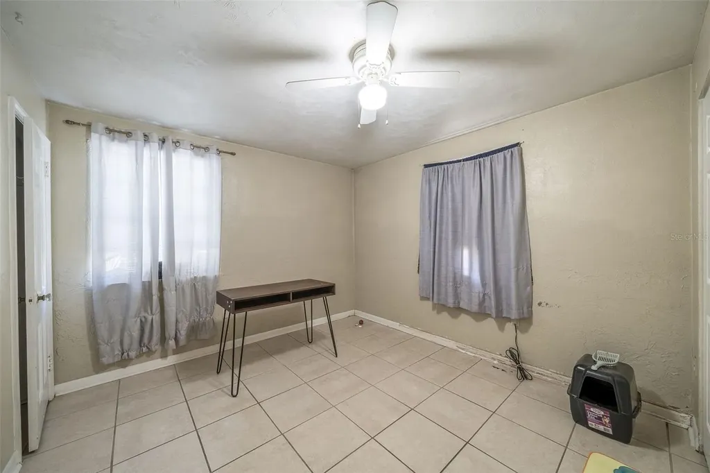 708 N Saint Clair Abrams Avenue Tavares FL 32778