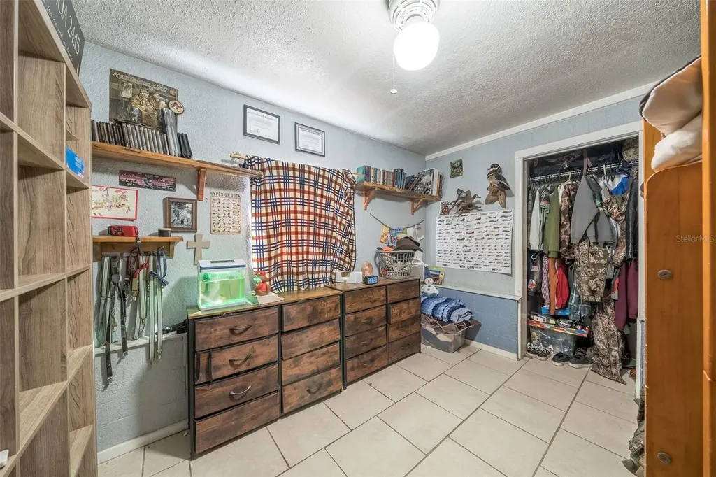 708 N Saint Clair Abrams Avenue Tavares FL 32778