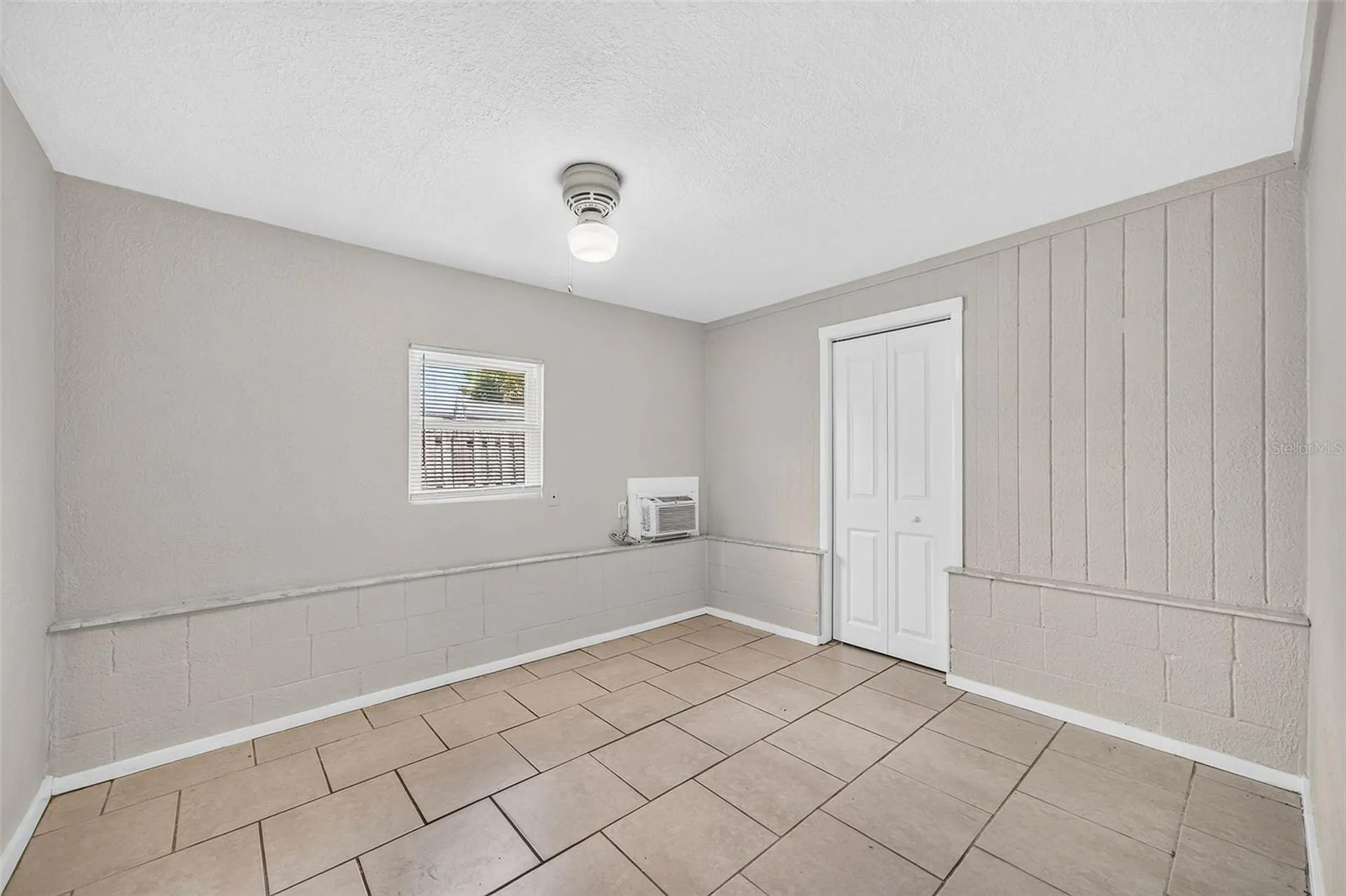 708 N Saint Clair Abrams Avenue Tavares FL 32778