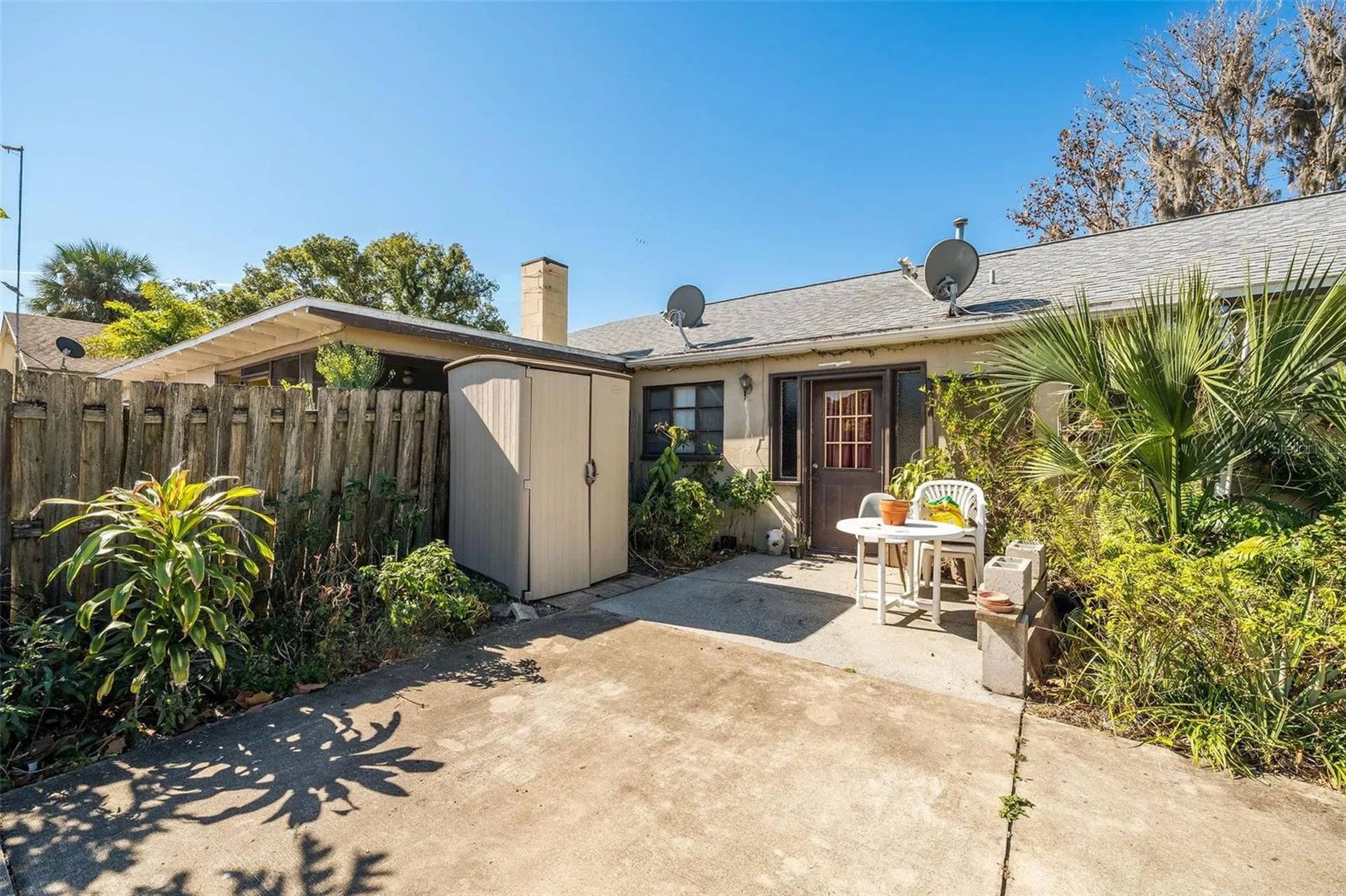 708 N Saint Clair Abrams Avenue Tavares FL 32778