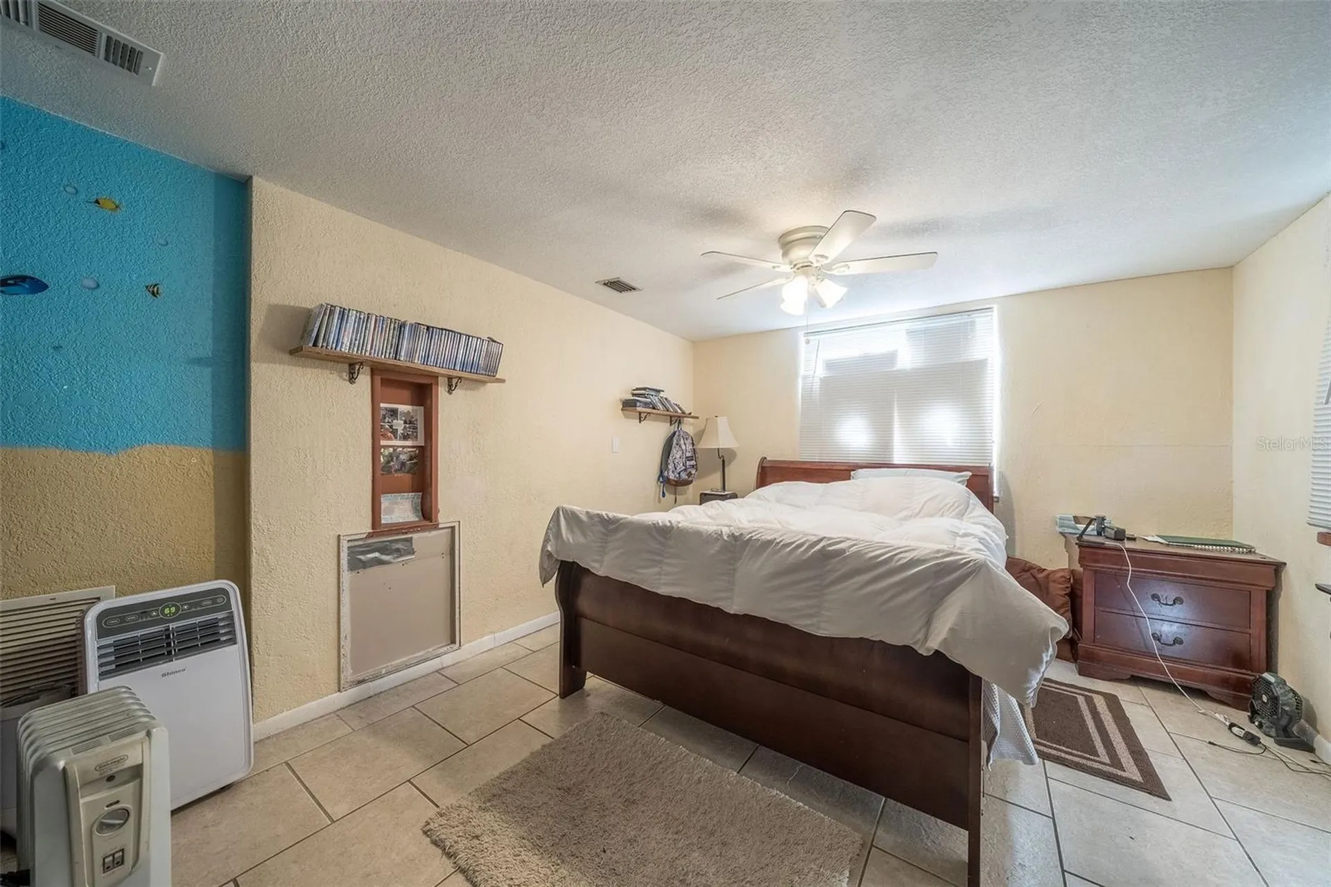 708 N Saint Clair Abrams Avenue Tavares FL 32778