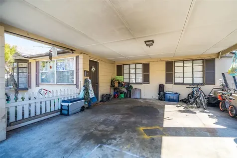 708 N Saint Clair Abrams Avenue Tavares FL 32778