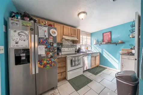 708 N Saint Clair Abrams Avenue Tavares FL 32778