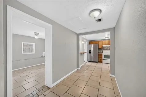 708 N Saint Clair Abrams Avenue Tavares FL 32778