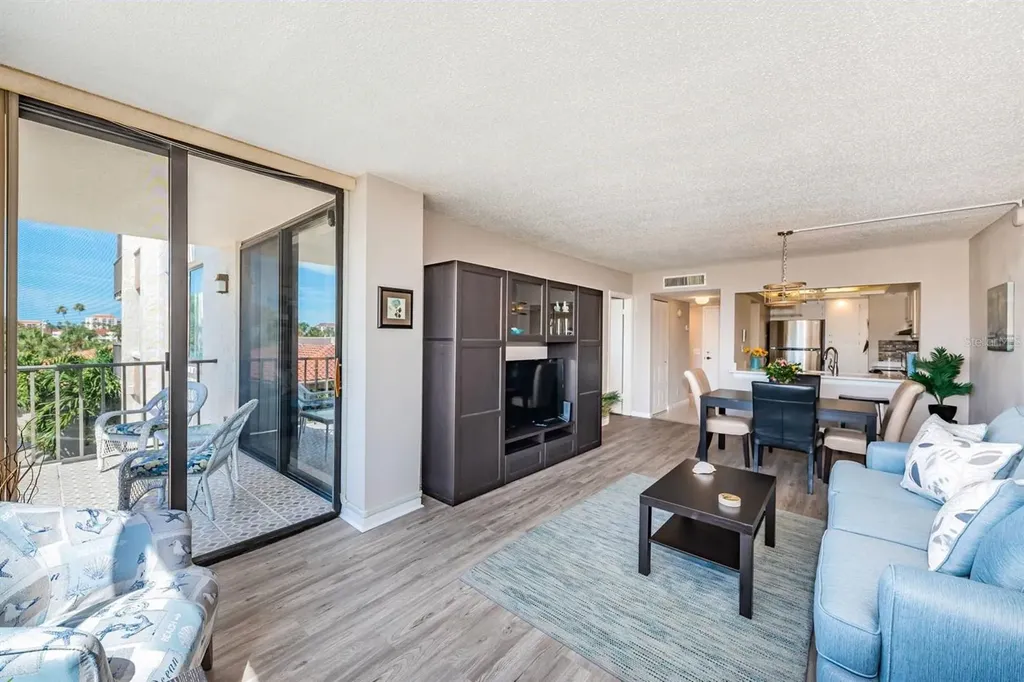 6219 Palma Boulevard S St Petersburg FL 33715