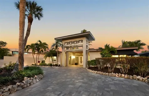1186 Westway Drive Sarasota FL 34236