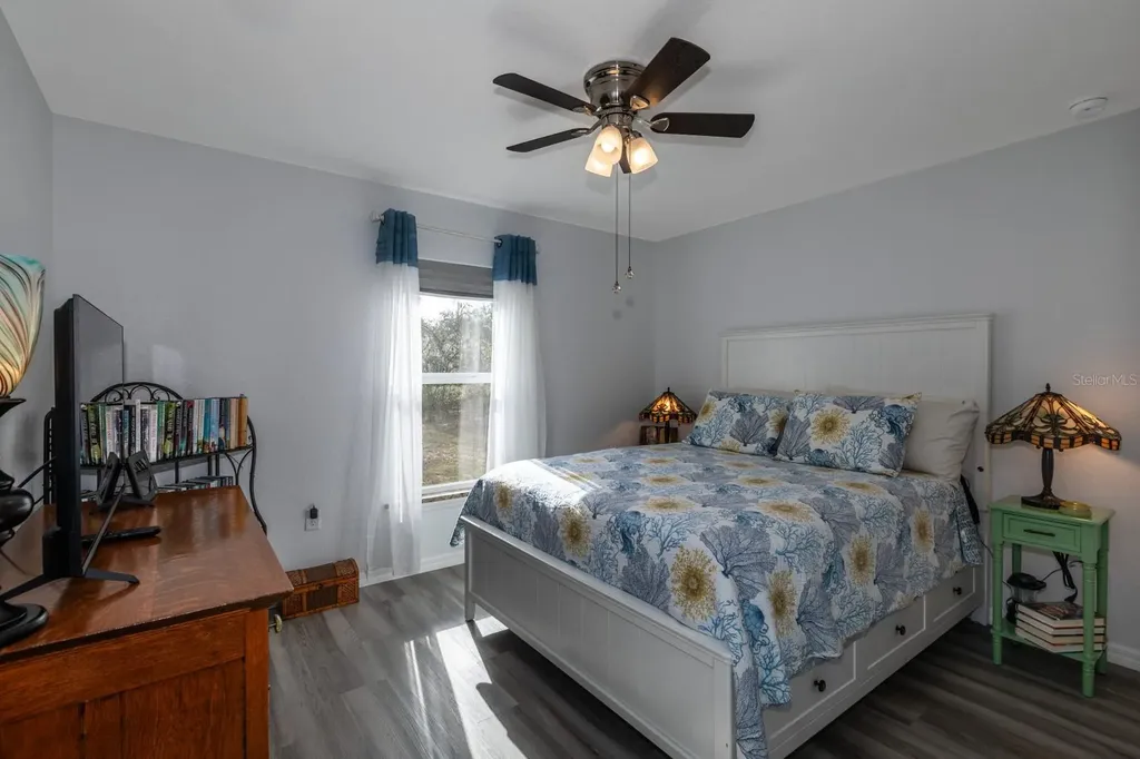 96 Fisher Way Trail Ocklawaha FL 32179