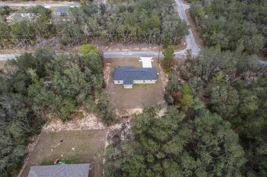 96 Fisher Way Trail Ocklawaha FL 32179