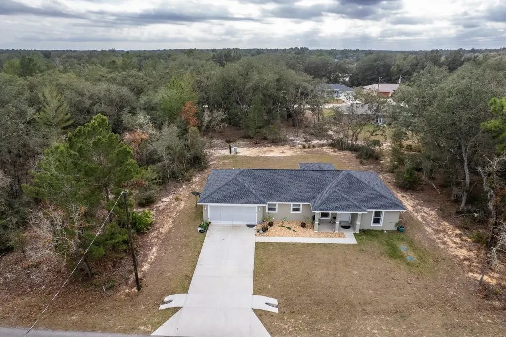 96 Fisher Way Trail Ocklawaha FL 32179