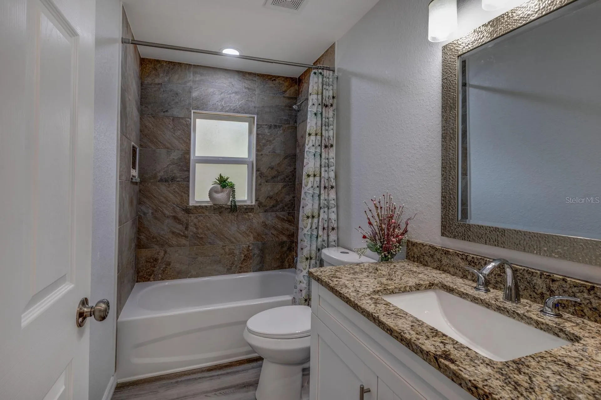 96 Fisher Way Trail Ocklawaha FL 32179