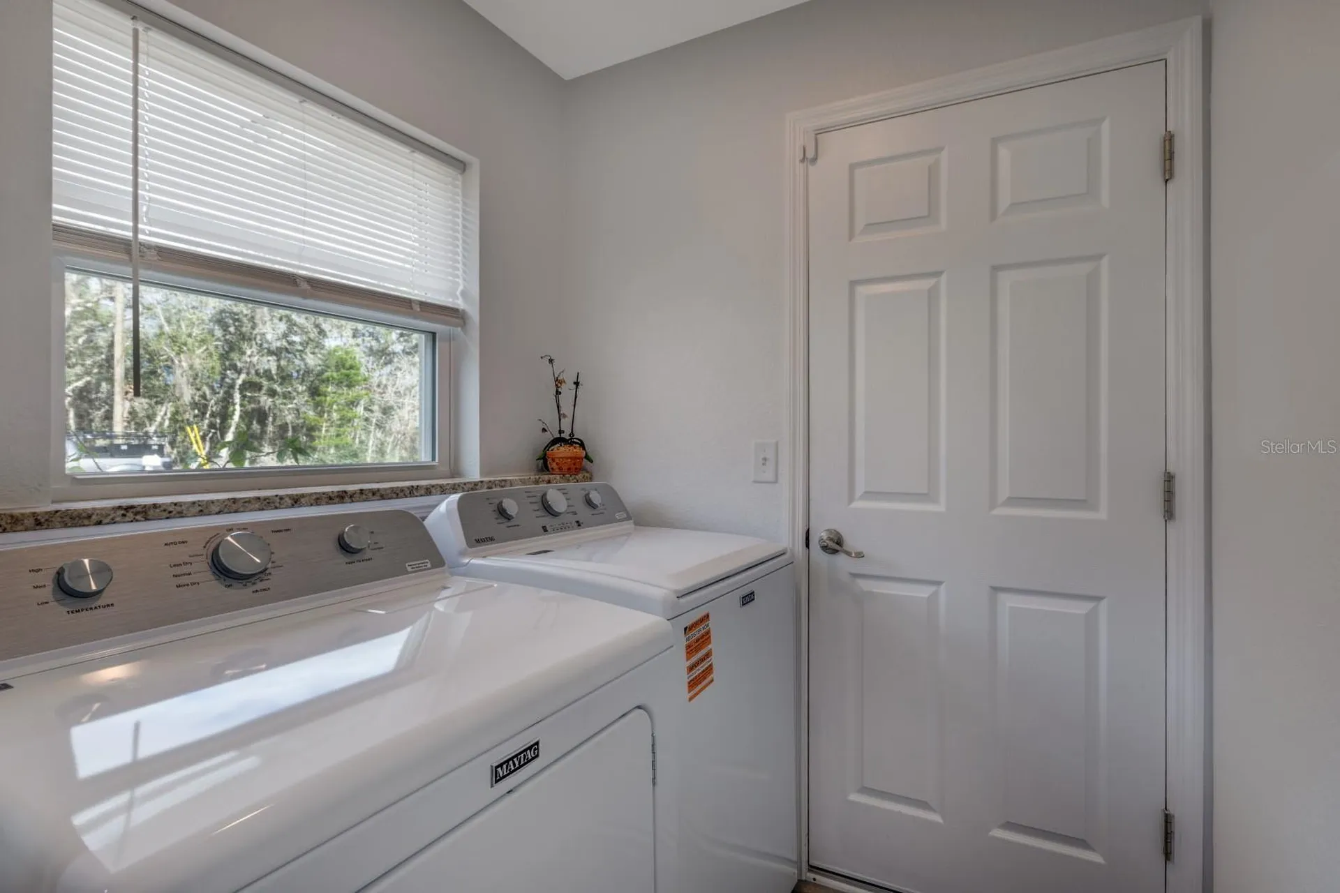 96 Fisher Way Trail Ocklawaha FL 32179