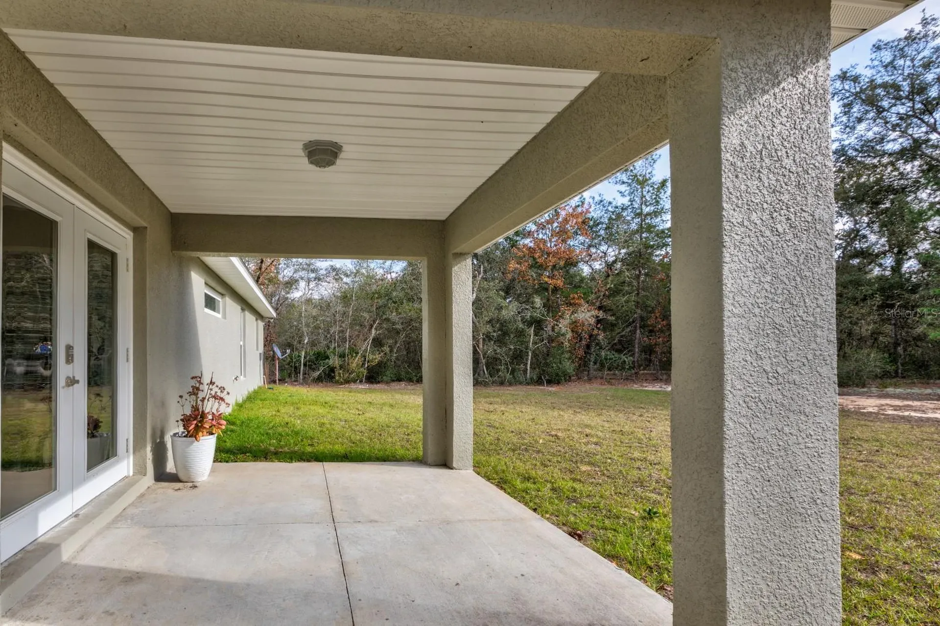 96 Fisher Way Trail Ocklawaha FL 32179