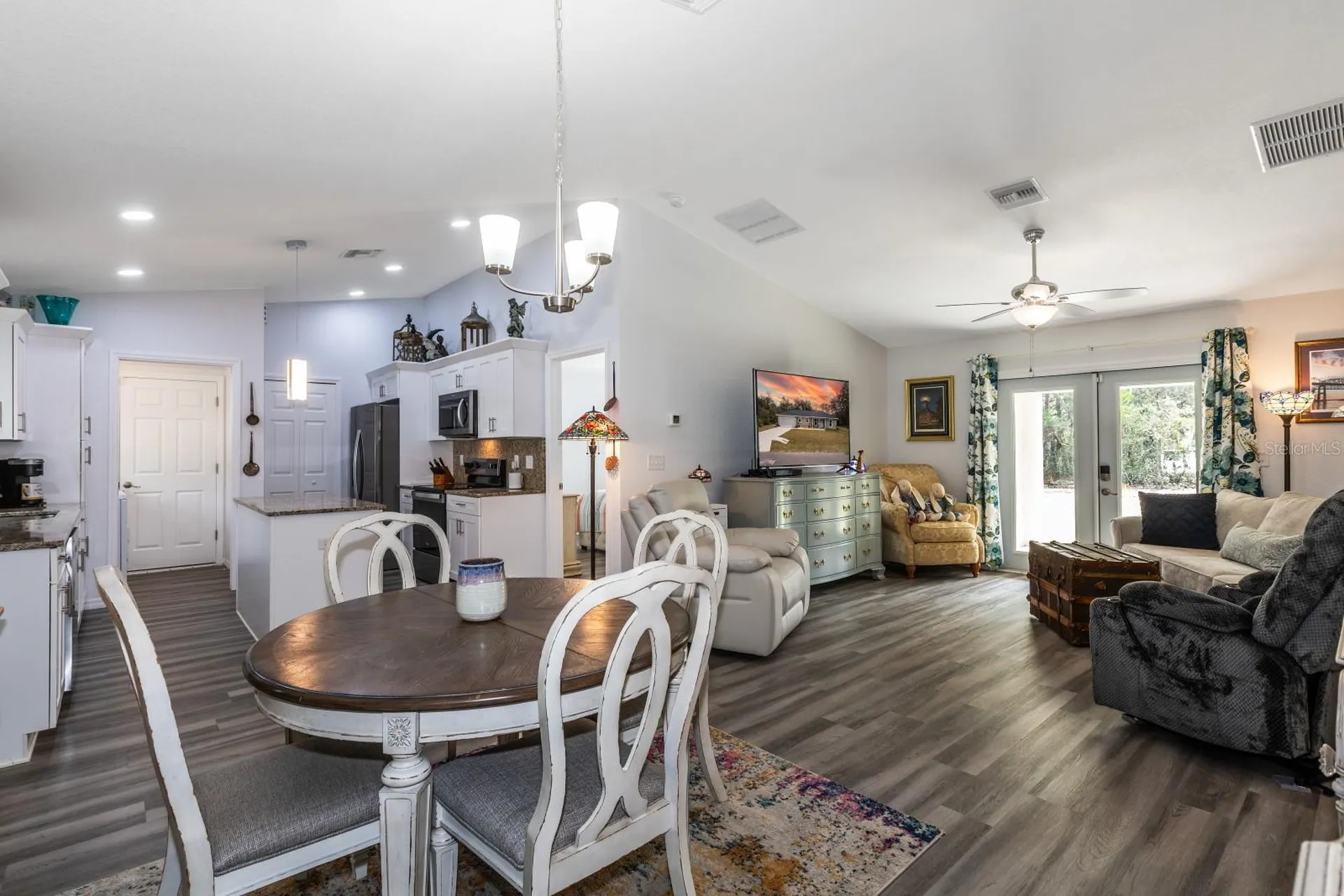 96 Fisher Way Trail Ocklawaha FL 32179
