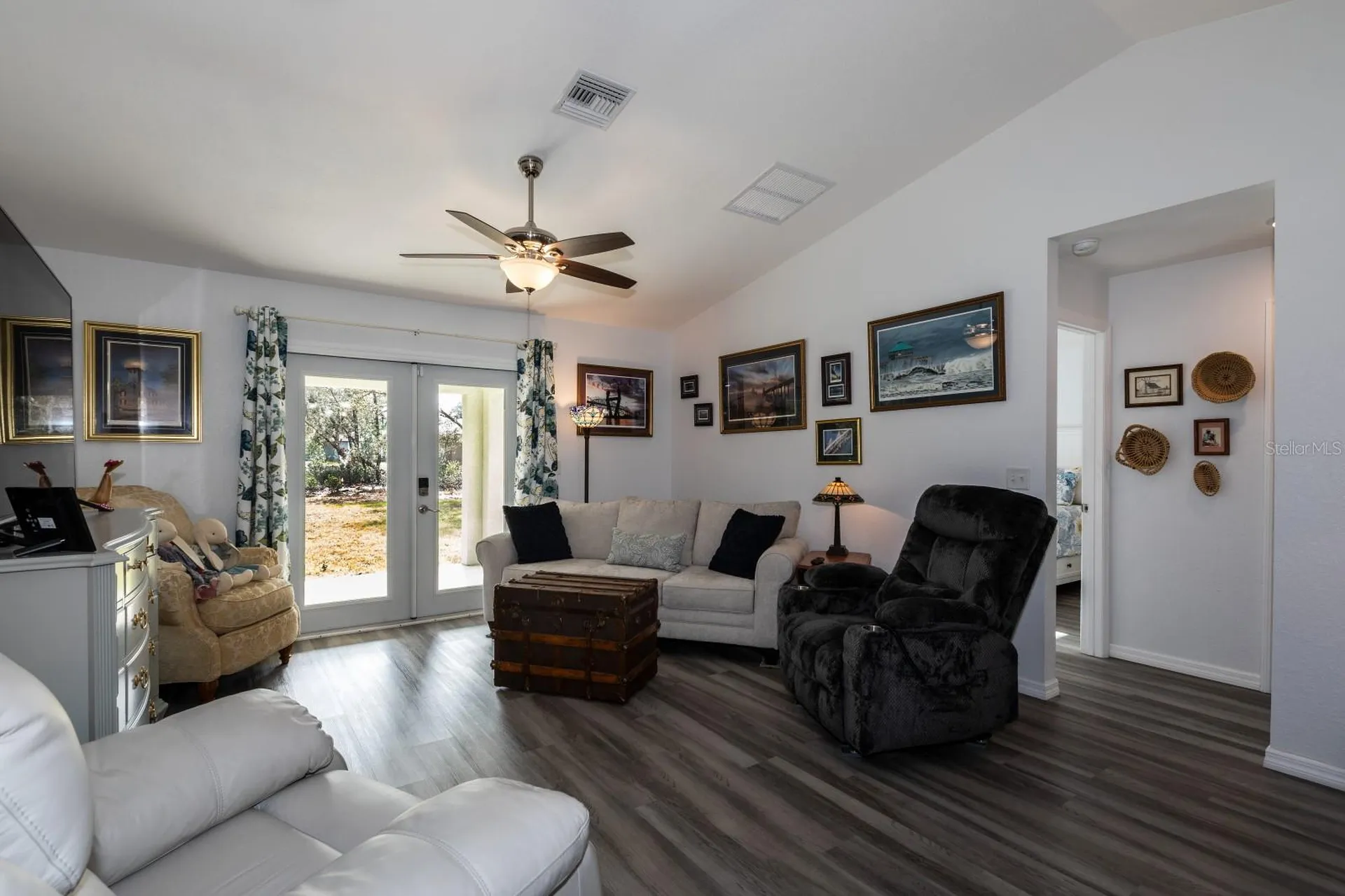 96 Fisher Way Trail Ocklawaha FL 32179