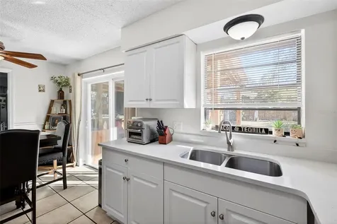 1747 Bonneville Drive Orlando FL 32826