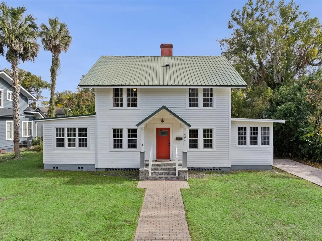 431 N Sans Souci Avenue Deland FL 32720