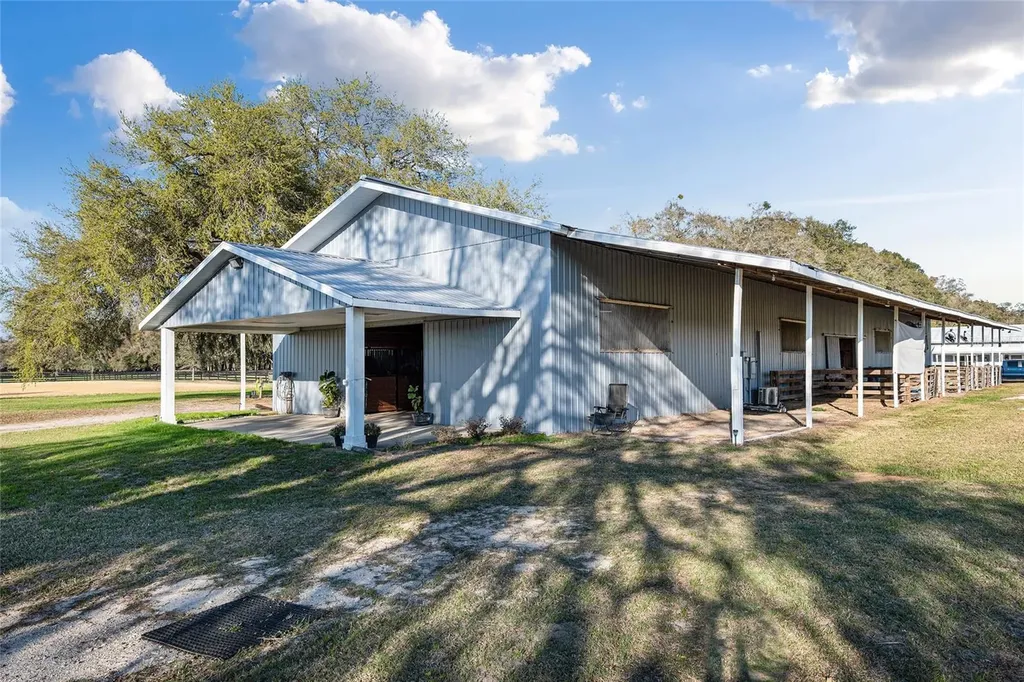 815 SE 145th Street Summerfield FL 34491