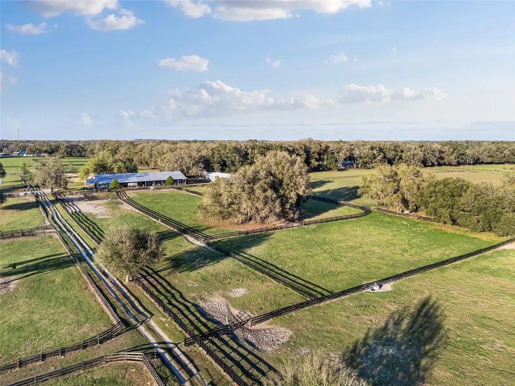 815 SE 145th Street Summerfield FL 34491
