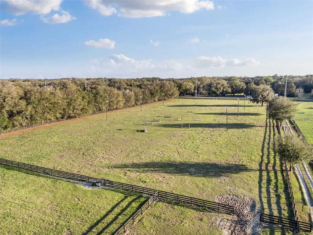 815 SE 145th Street Summerfield FL 34491